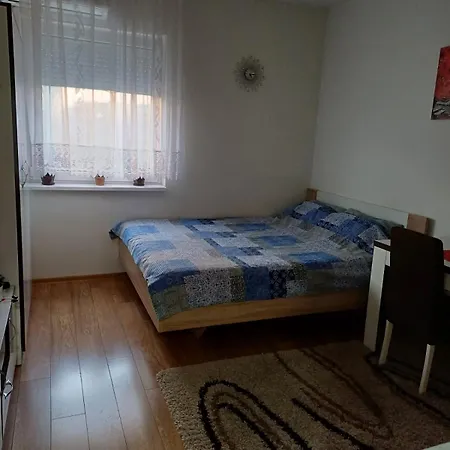 Stan Na Dan Apartment Loznica Exterior photo