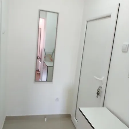 Stan Na Dan Apartment Loznica Exterior photo