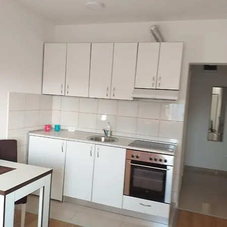 Stan Na Dan Apartment Loznica Exterior photo